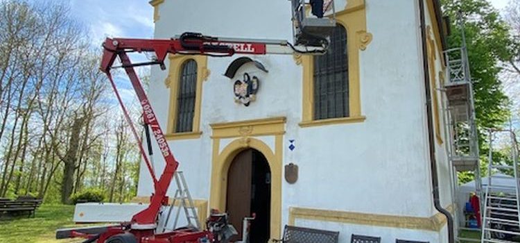 Restaurierung der Wappen