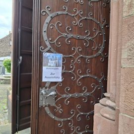 Ausstellung in der Pfarrkirche Ausstellung in der Pfarrkirche